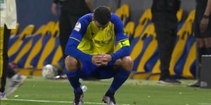 ظهر ذلك في أكثر من واقعة.. رونالدو يعاني في السعودية