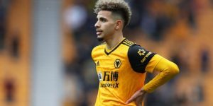 خلال الصائفة الحالية.. آيت نوري مرشح لمغادرة نادي ولفرهامبتون 