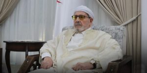 غلام الله يجري لقاء عبر التحاضر عن بعد مع رئيس إدارة شؤون الحج والعمرة والزيارة لإيران