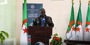 حيداوي يؤكد ضرورة تكييف الجهود محليا للتكفل بانشغالات الشباب