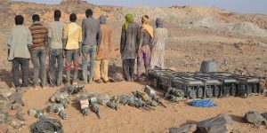 تفكيك مجموعة إجرامية دولية مختصة في التنقيب غير الشرعي عن الذهب بجانت