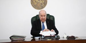 رئيس الجمهورية يترأس اجتماعاً لمجلس الوزراء