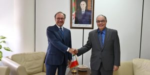 عمار بلاني يستقبل سفير ايطاليا بالجزائر