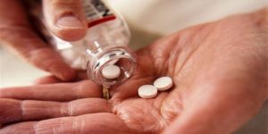 جديد الطب.. الأسبرين بعد الأربعين- هل يحمي من الجلطات؟