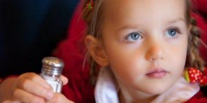 تحذيرات من ازدياد محتويات الصوديوم في المنتجات الغذائية المصنعة