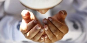 ما هي علاقة الدعاء بالبلاء ؟