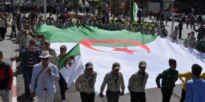 مسيرة الوفاء بسطيف: إصرار على الحفاظ على الذاكرة الجماعية وترسيخها في أذهان الأجيال