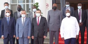 عرقاب ينقل تعازي الرئيس تبون إلى الرئيس الأوغندي إثر الفيضانات الأخيرة