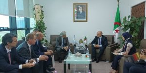 زيتوني يؤكد على ضرورة تطوير المبادلات التجارية بين الجزائر والأرجنتين إلى شراكة اقتصادية