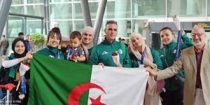 العناصر الوطنية لرفع الأثقال تحظى باستقبال رسمي