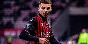 مدرب نيس يثني على بدر الدين بوعناني