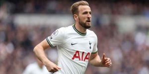 لاعب توتنهام يعاكس التوقعات ويؤكد: كاين باق