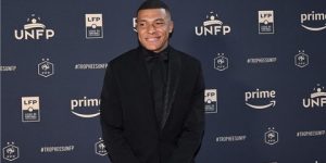 مبابي أفضل لاعب بالدوري الفرنسي للموسم الرابع تواليا