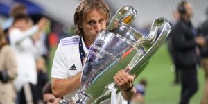 مودريتش يحسم موقفه من مواجهة مانشستر سيتي