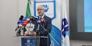 إعادة تثمين منح ومعاشات التقاعد: الأثر المالي يقارب 52 مليار دج