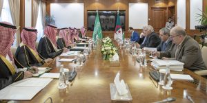 عطاف يترأس الدورة الرابعة للجنة المشاورات السياسية مع نظيره السعودي