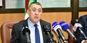 وزير الداخلية يكشف عن تمويل 117 منطقة نشاطات مصغرة لفائدة حاملي المشاريع خلال السنة الجارية