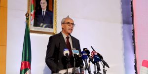 ربط 6 ملايين عائلة بالأنترنت الثابت عالي التدفق بنهاية 2024