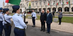 استقبال رسمي لرئيس الجمهورية بلشبونة من طرف نظيره البرتغالي