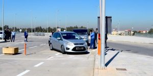 تمديد المدة الزمنية لركن السيارات بمطار الجزائر دون رفع الأسعار
