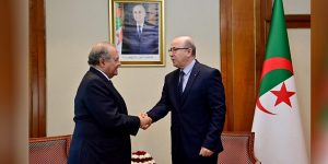 الوزير الأول يبحث آفاق التعاون مع وزير الاقتصاد والبحر البرتغالي