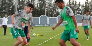 المنتخب الوطني يواصل تحضيراته قبل مواجهة المغرب 