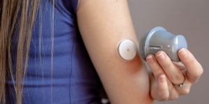 متى وكيف تقيس نسبة السكر في الدم؟