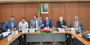 لجنة الشؤون القانونية بالمجلس الشعبي الوطني تجتمع لدراسة مشروعي قانوني العقوبات والإجراءات الجزائية