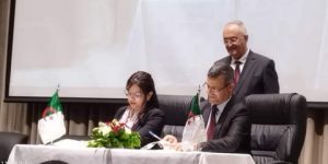 توقيع اتفاقية شراكة بين الوكالة الجزائرية لترقية الاستثمار والمديرية العامة للضرائب