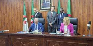 اتفاقية تعاون وشراكة بين وزارة الشباب والرياضة والهلال الأحمر لتأطير ودعم العمل الإنساني والتضامني