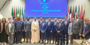 بـ48 ألف برميل يوميا.. الجزائر تمدد خفضها لإنتاج البترول حتى نهاية ديسمبر 2024