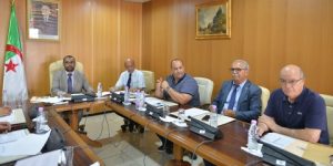 لجنة الدفاع الوطني  بالبرلمان تشيد بيقظة أفراد الجيش في حماية أمن الوطن واستقراره