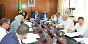 اللجنة المختصة بالبرلمان تدرس التعديلات المقترحة على مشروعي قانوني مهنة المحضر القضائي وحماية أراضي الدولة