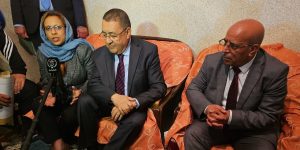 وزير الداخلية يؤكد حرص الدولة التكفل بالمتضررين من التقلبات الجوية بجميع الولايات