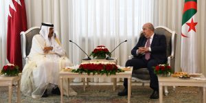 الرئيس تبون يستقبل الشيخ حمد بن خليفة آل ثاني