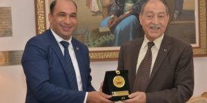 رئيس المحكمة الدستورية يستقبل وفدا عن لجنة الشؤون القانونية والإدارية بالمجلس الشعبي الوطني