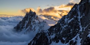 سنريهم آياتنا في الآفاق.. الْجِبَالَ الأَوْتَاد