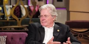 حسين فهمي يتحدث عن الشهرة السهلة