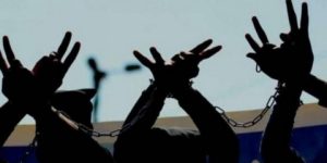 انتفاضة الأسرى مستمرة.. إضراب مفتوح قريبا رفضا للاعتقال الإداري