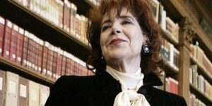 إجماع على البعد الإنساني والفكري والفني للسيرة الأدبية للراحلة آسيا جبار