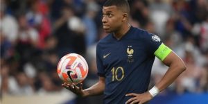 مبابي متفائل بشأن حصد الكرة الذهبية 2023