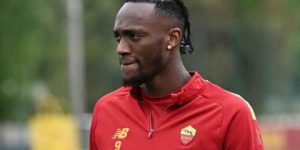 إيفرتون يسعى لضم أبراهام