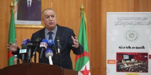 إبراز دور المجتمع المدني كشريك فعال في بلورة السياسات العمومية