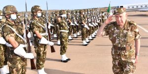 الفريق أول شنقريحة في زيارة عمل وتفقد إلى الناحية العسكرية الثانية بوهران