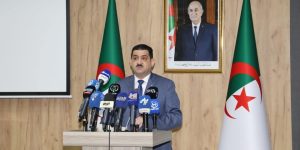 دربال يشدد على ضرورة تجند عمال القطاع لضمان وفرة المياه خلال يومي عيد الأضحى