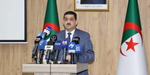 بشار.. وزير الري يعلن الانطلاق قريبا في مشروع هيكلي لتأمين التموين بالمياه