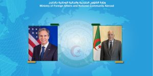 عطاف يتلقى رسالة من نظيره الأمريكي للقيام بزيارة عمل إلى واشنطن