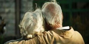 الحزن على فقدان الشريك قد يقتل صاحبه