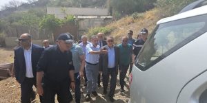 مراد يعاين المناطق المتضررة ويطلع على تقدم عمليات الاخماد بولايتي البويرة و بجاية