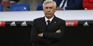 أنشيلوتي يشيد بثنائي الريال.. ويهرب ضاحكا من مبابي